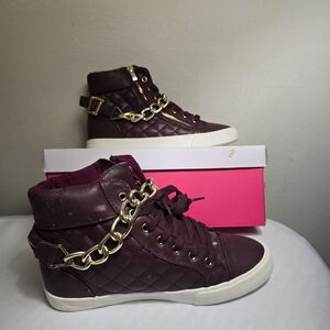 JustFab Women's Burgundy Quilted High-Top Sneakers w Gold Chain Detail Size 8.5